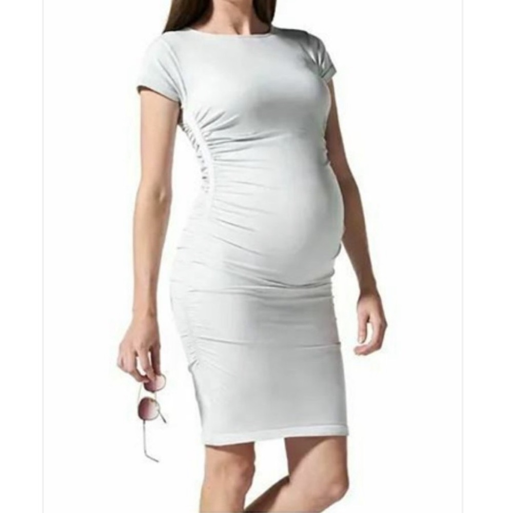 BLANQI EVERYDAY Maternity Cap Sleeve Crew Neck Dress in Light Gray, Size S/M